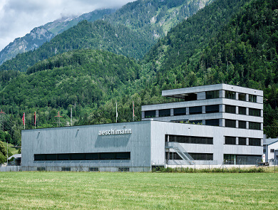 Aeschimann Halle Interlaken 01