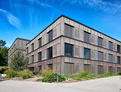 Fassade Schulhaus Granges Paccot 01 web